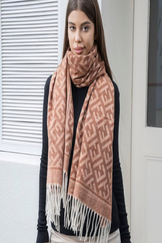 Maze Pattern Tassel Blanket scarf